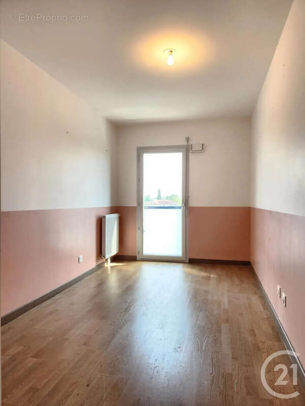 Appartement 92 m² à Rillieux-La-Pape  - photo 14