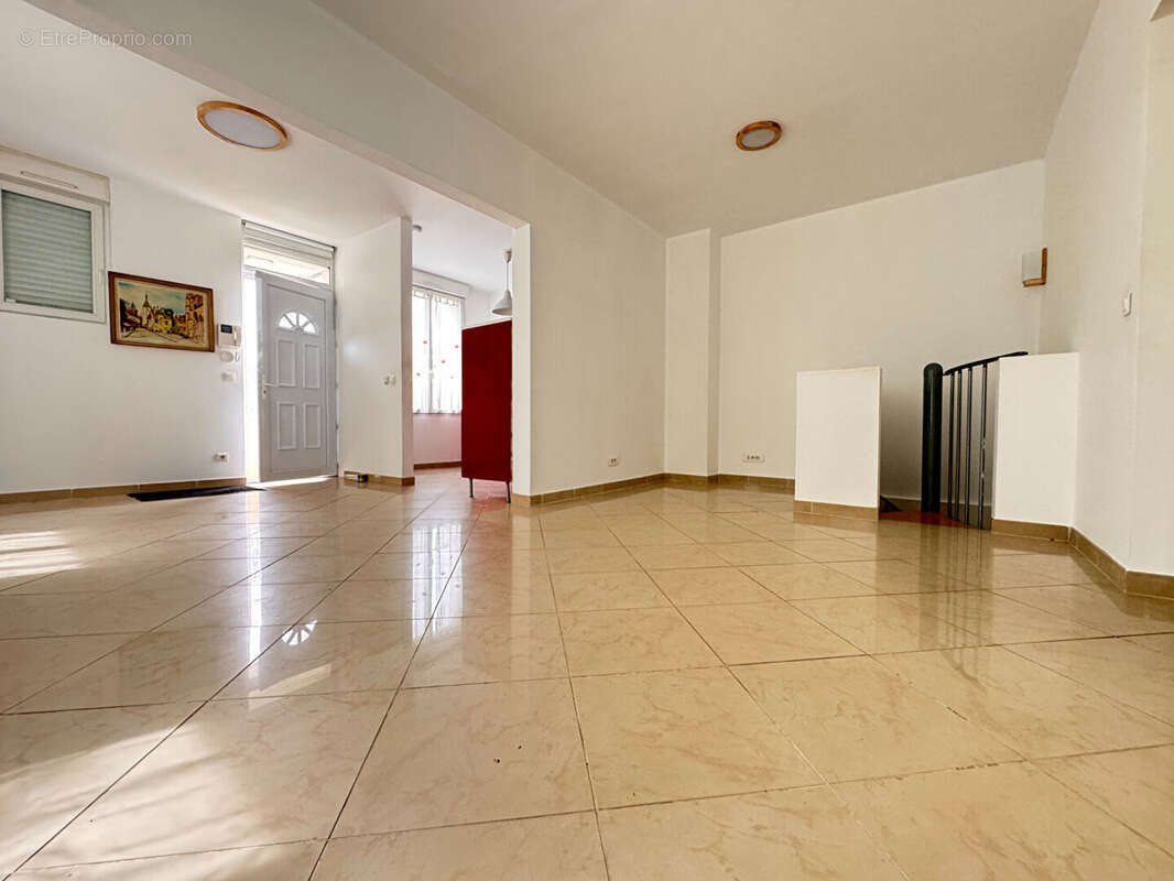 Maison à CHAMPIGNY-SUR-MARNE