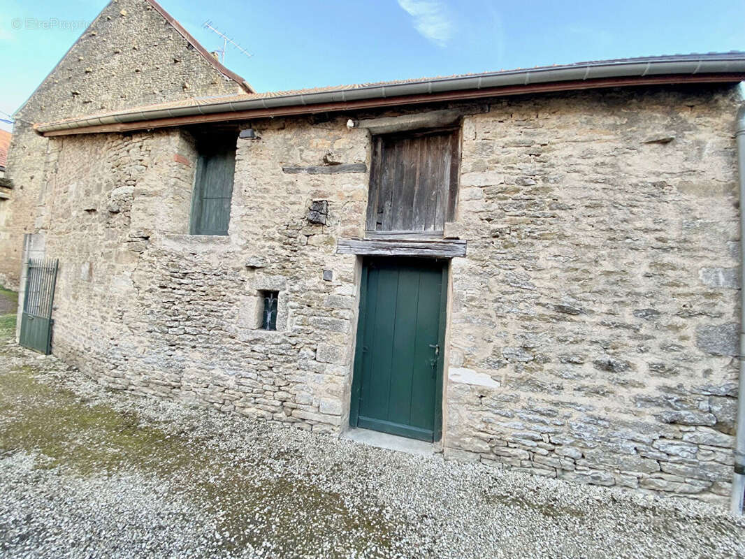 Maison à POUILLY-EN-AUXOIS