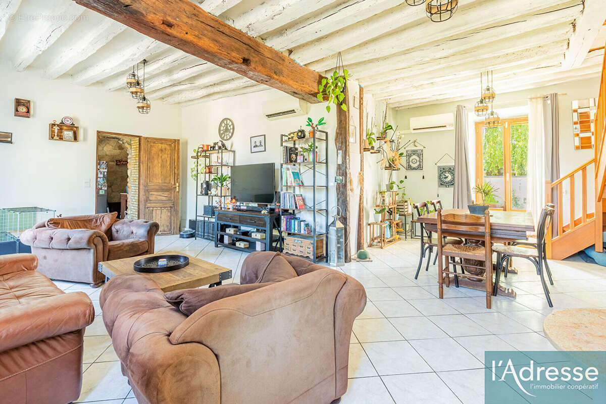 Maison à VILLEJUST