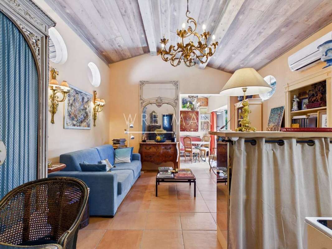 Maison à TOURTOUR