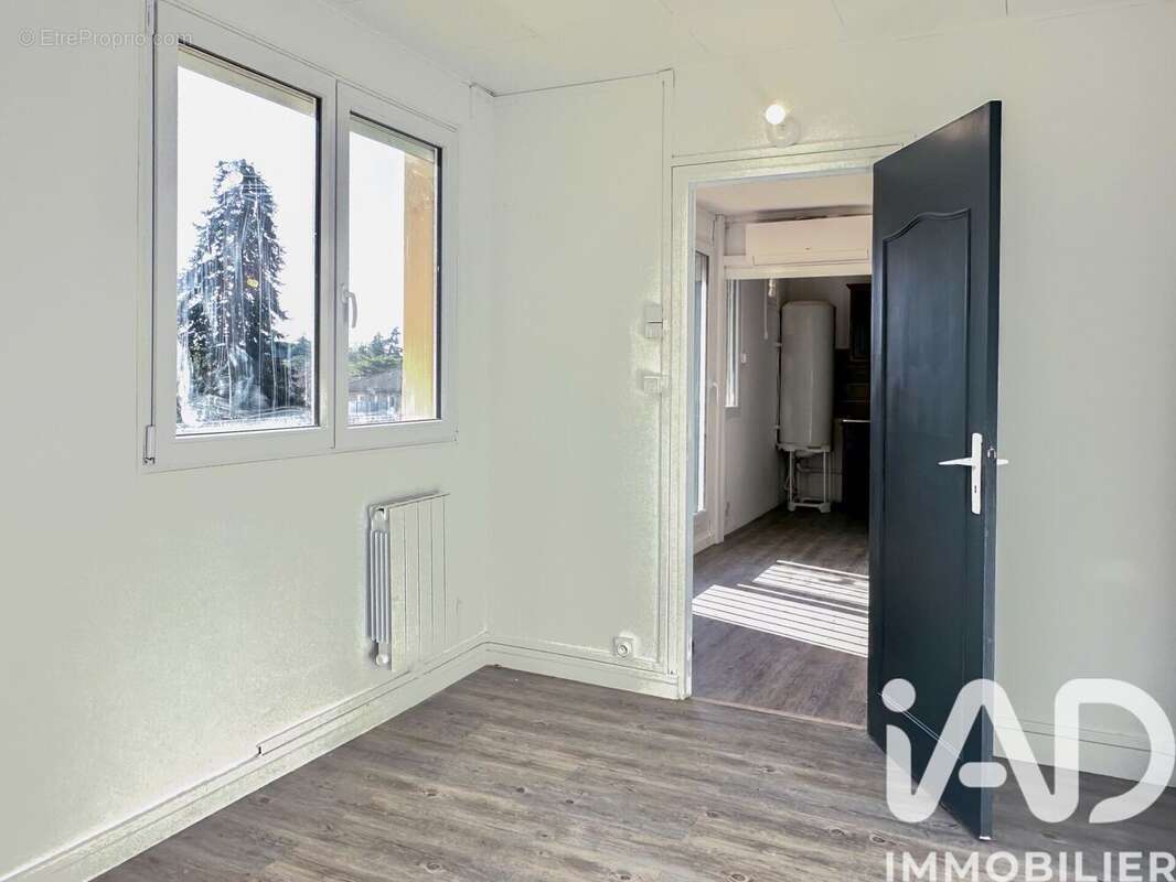 Photo 5 - Appartement à BAGNOLS-SUR-CEZE