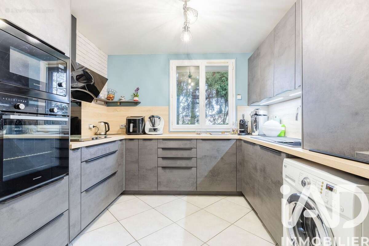 Photo 4 - Appartement à LE PLESSIS-ROBINSON