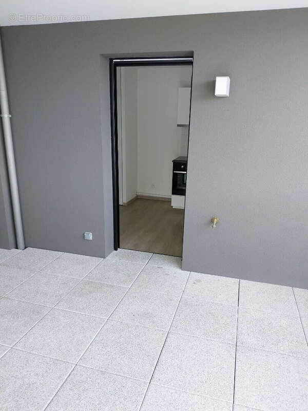 Appartement  3 pièces 71 m2 Quartier Jeanne d'Arc - photo 3