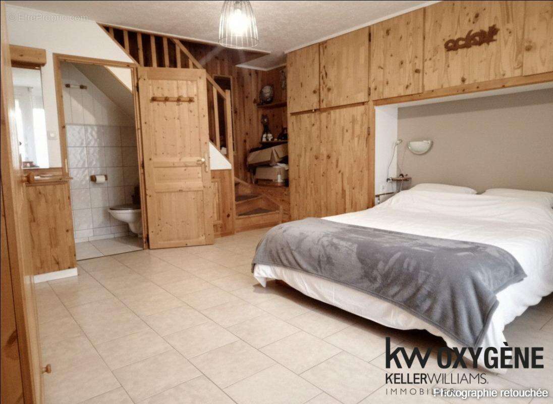 Maison à PEYRESTORTES