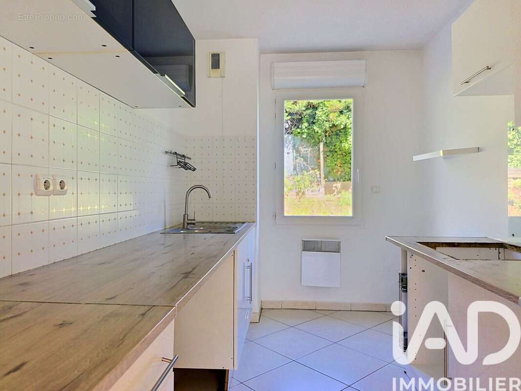 Photo 6 - Appartement à SAINT-LAURENT-DU-VAR