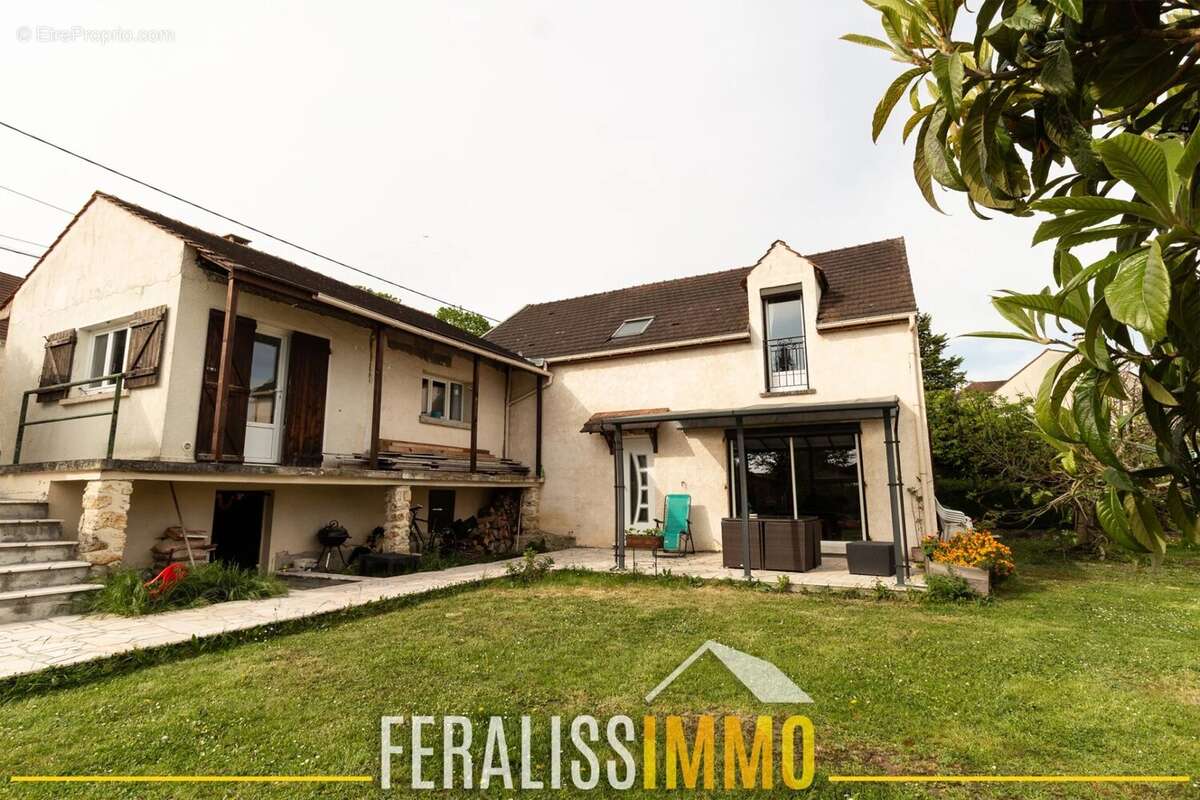 Maison à VAUX-SUR-SEINE