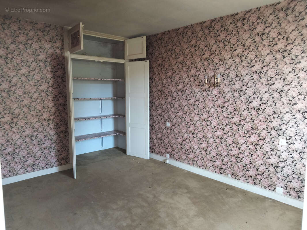 Maison à SAINT-BENIN-D&#039;AZY