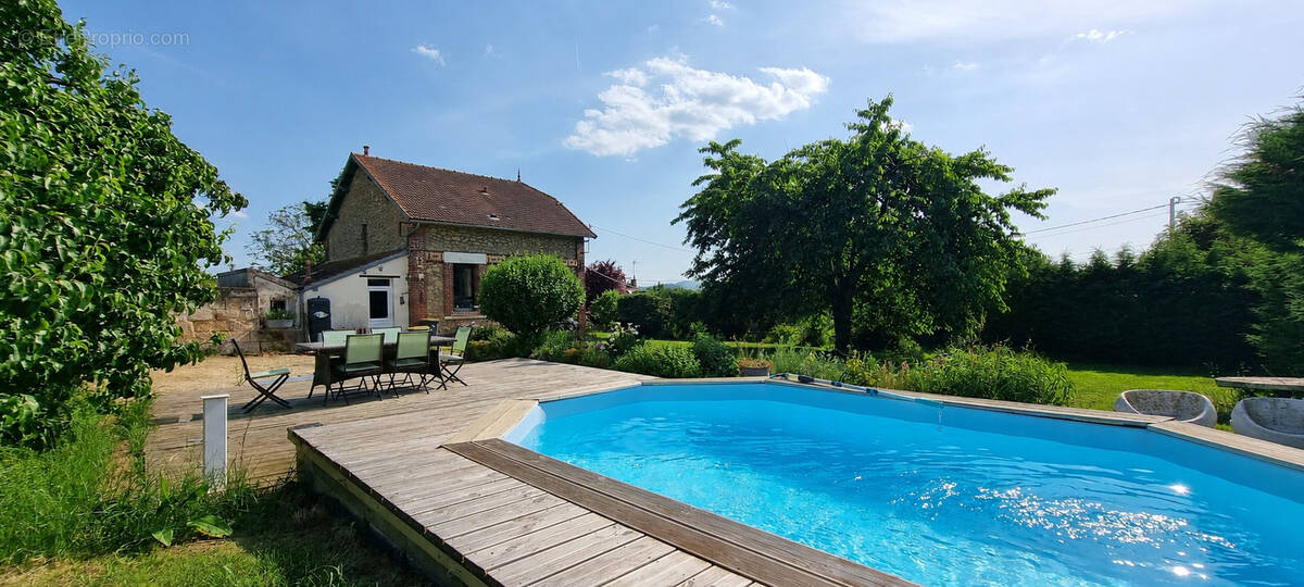 Maison à MACHEMONT