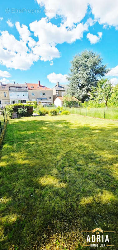 Appartement à MOULINS-LES-METZ