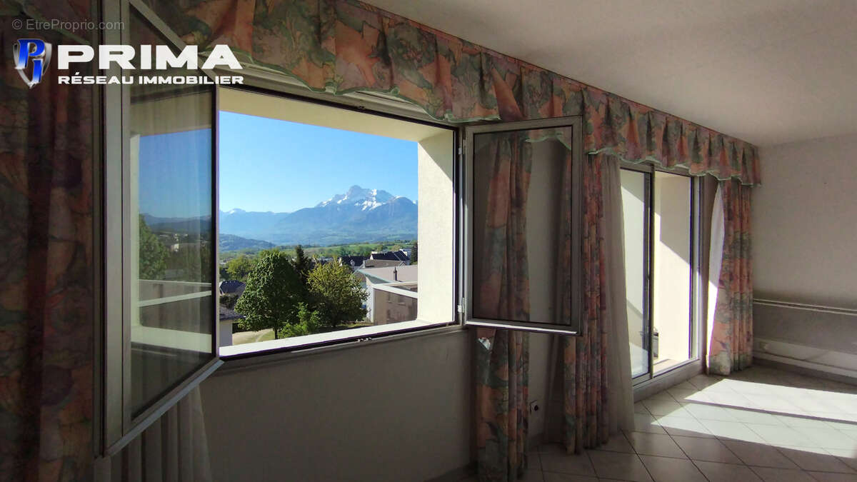 Appartement à LA MURE