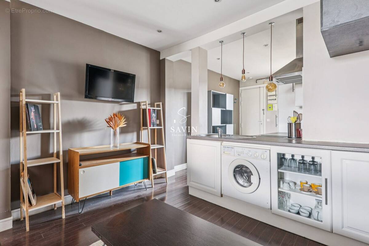 Appartement à PARIS-18E