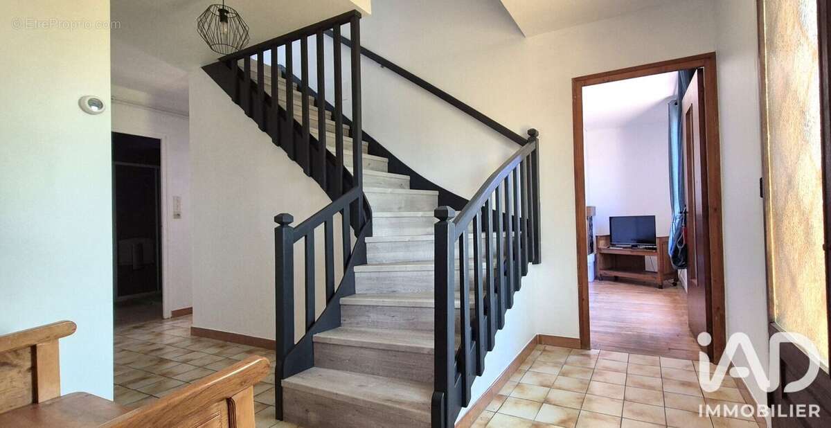 Maison 100 m² à Conques  - photo 8