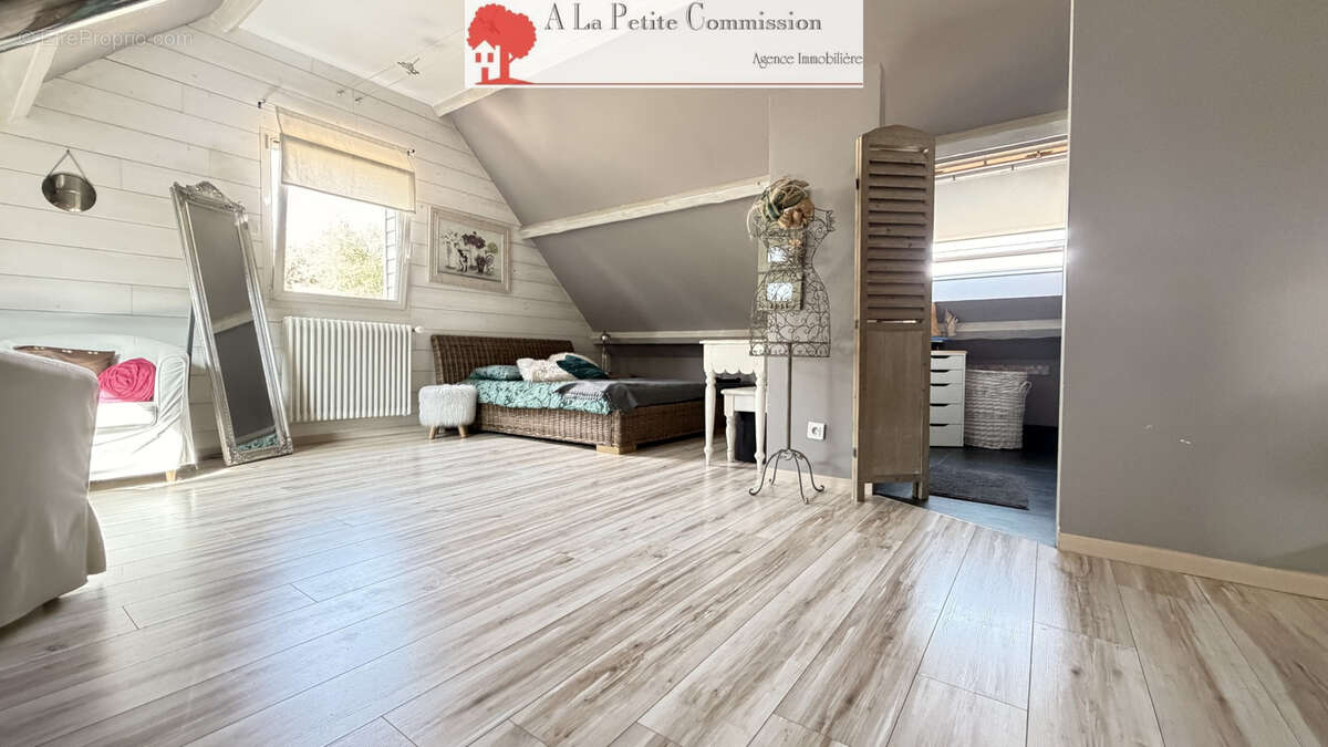 Maison 151 m² à Luisant  - photo 9