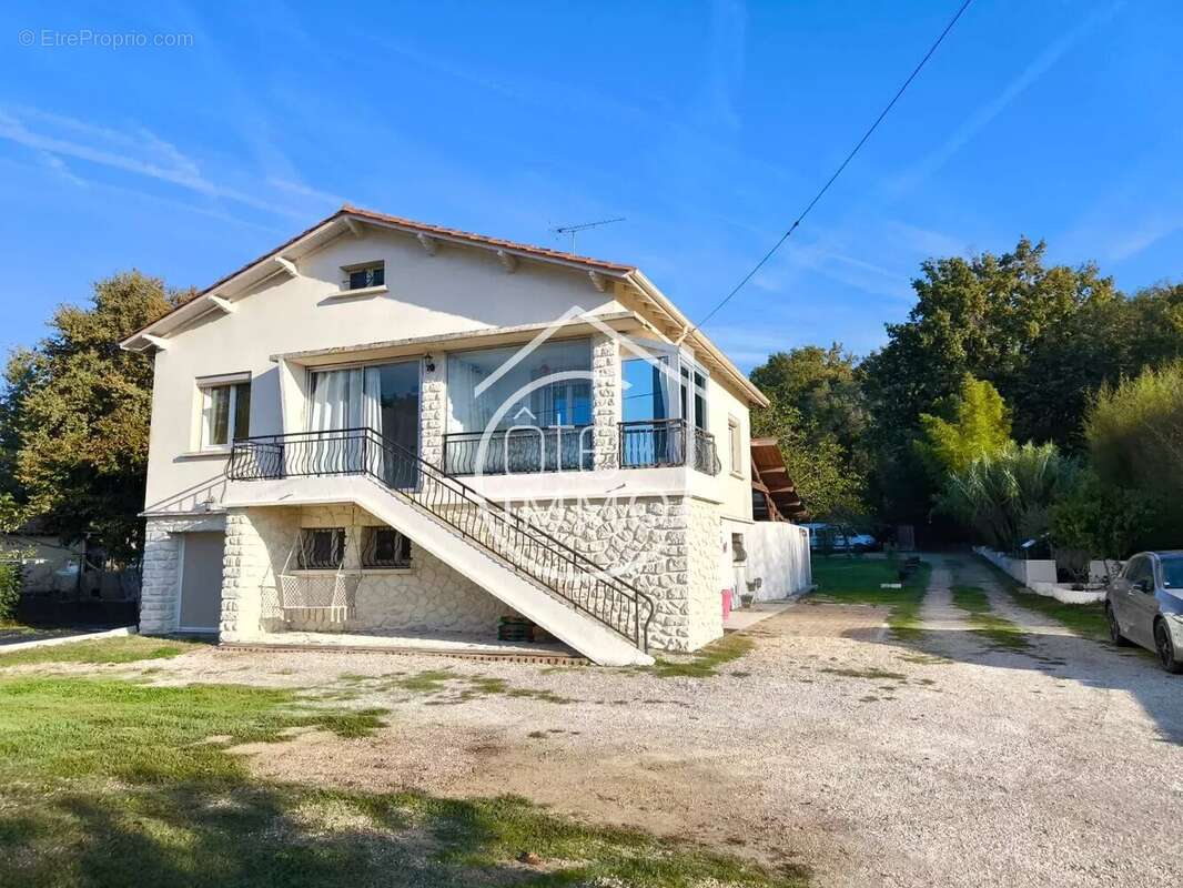 Maison à PRIGONRIEUX