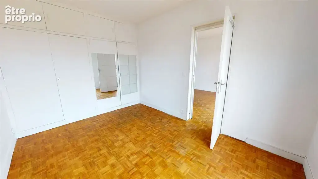 Appartement 2 pièces 40 m² à vendre à Chatillon (92320) - photo 2