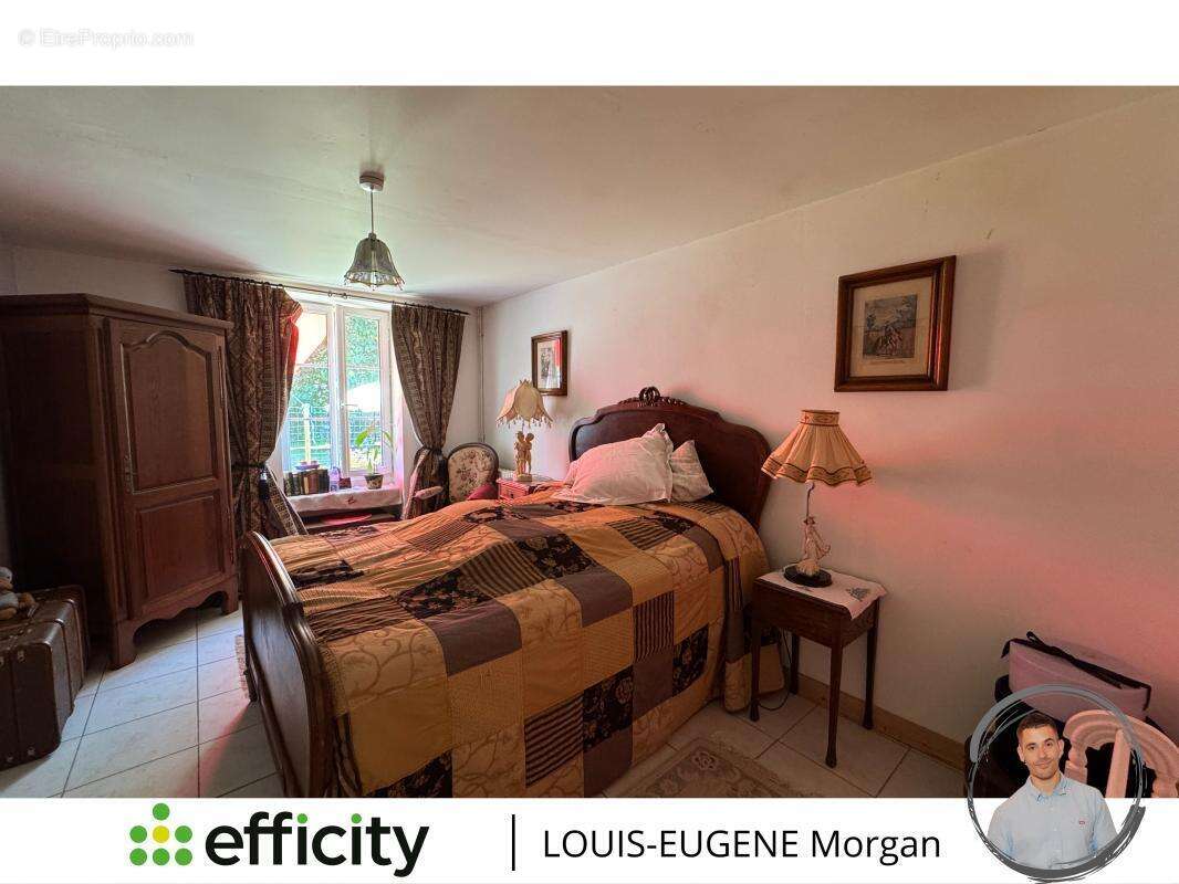 Maison à LA CHAPELLE-BATON