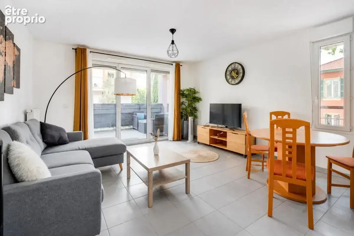 Appartement de 3 pièces de 68 m² à Vénissieux - photo 3