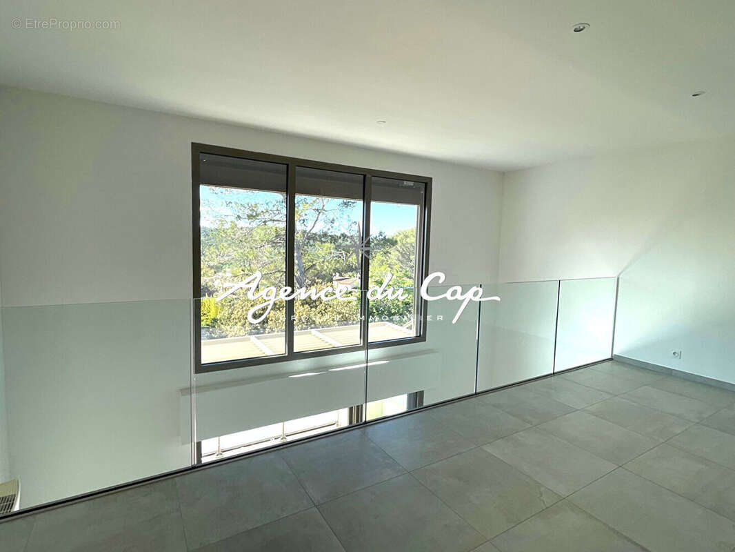 Appartement à SAINT-RAPHAEL