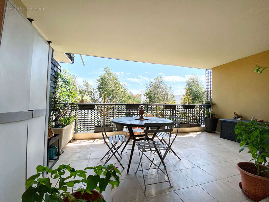 Appartement à MARSEILLE-14E