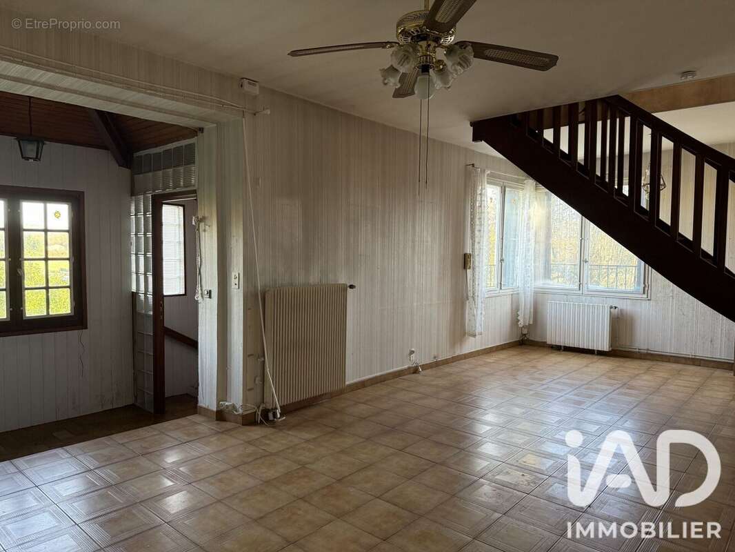Maison 136 m² à Cazideroque  - photo 7