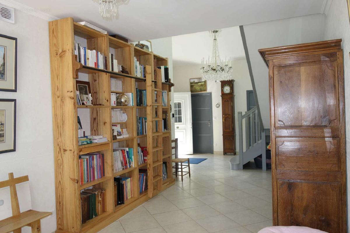 Achat maison 6 pièces 258 m2 33390 Blaye IMMOBILIERE DE L'ESTUAIRE - photo 14