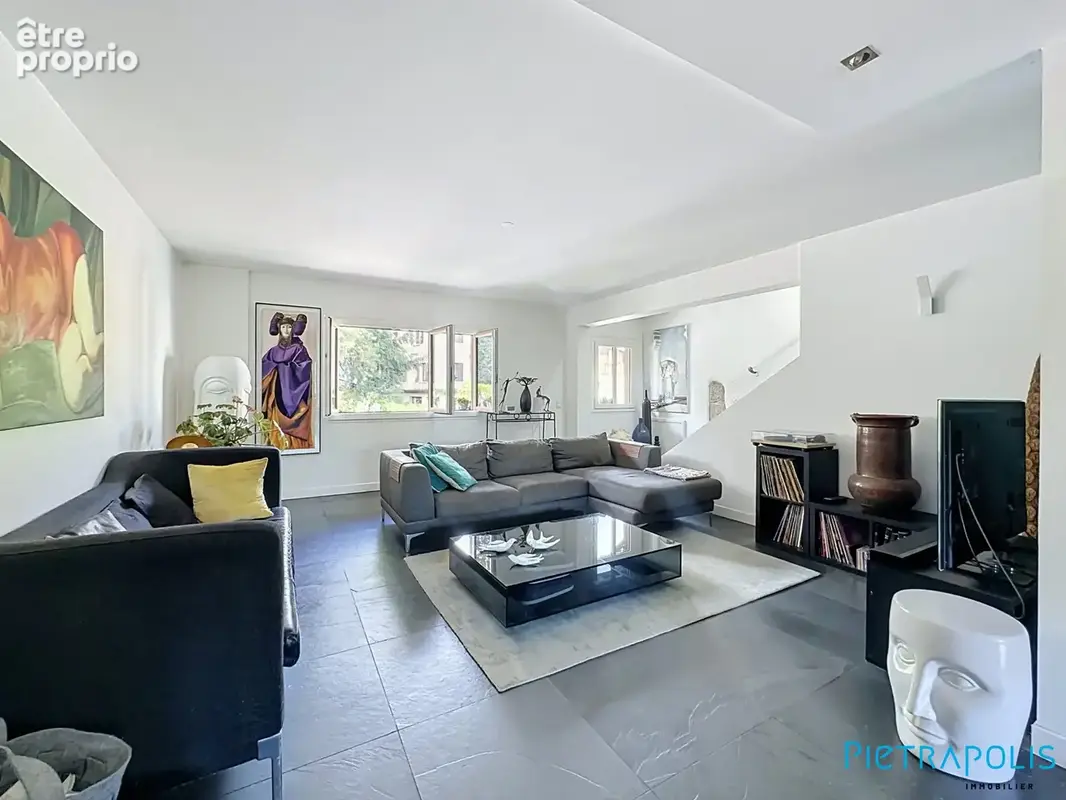 Appartement 6 pièces 133 m² à vendre à Divonne-Les-Bains (01220) - photo 3