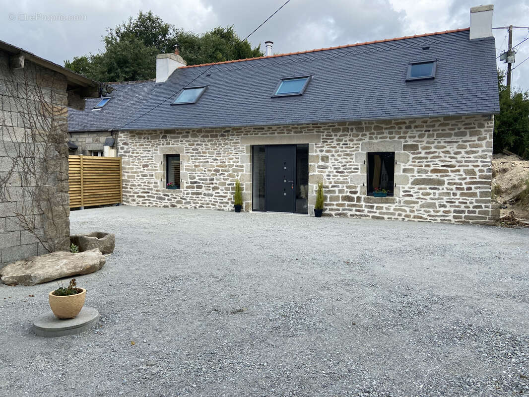 Maison à PLUGUFFAN