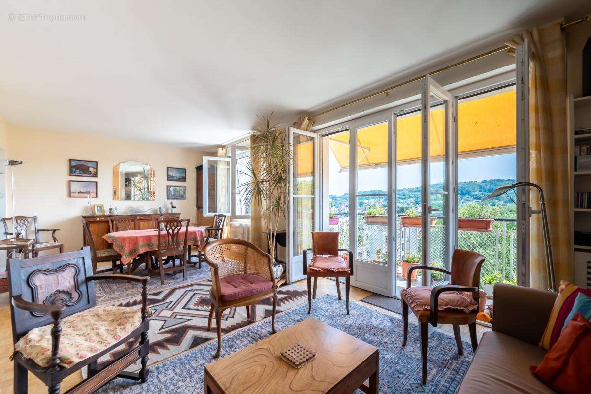 Appartement à SEVRES