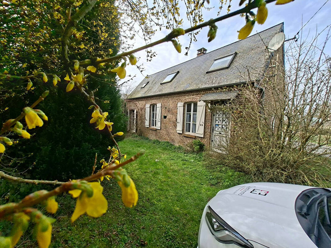 Maison à LE HERIE-LA-VIEVILLE