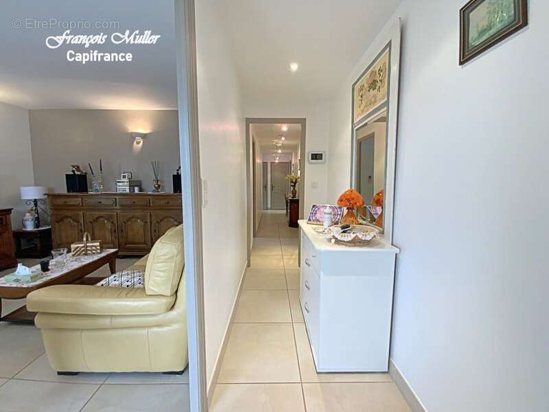 Appartement T4 96 m2 avec jardin au rez-de-chaussée d'une villa - photo 17