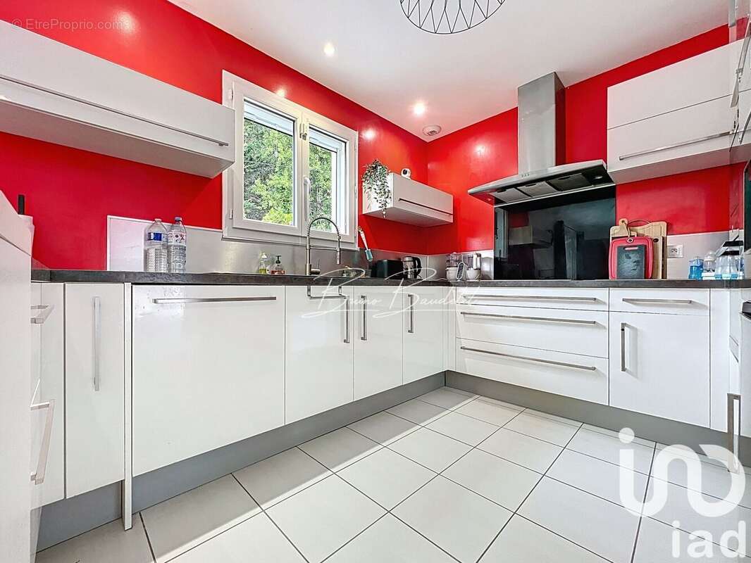 Photo 8 - Maison à LA SAUVE