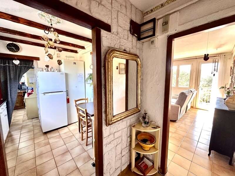 Appartement à MARSEILLE-9E