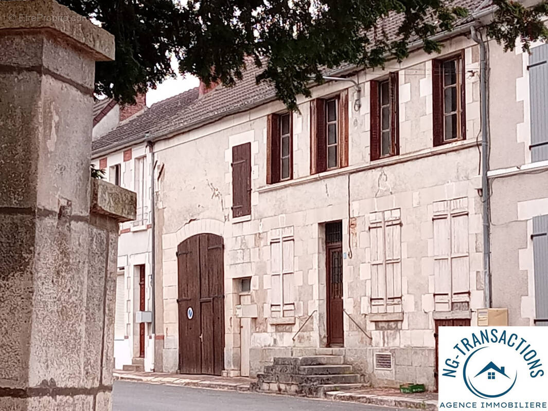 Maison à ENTRAINS-SUR-NOHAIN