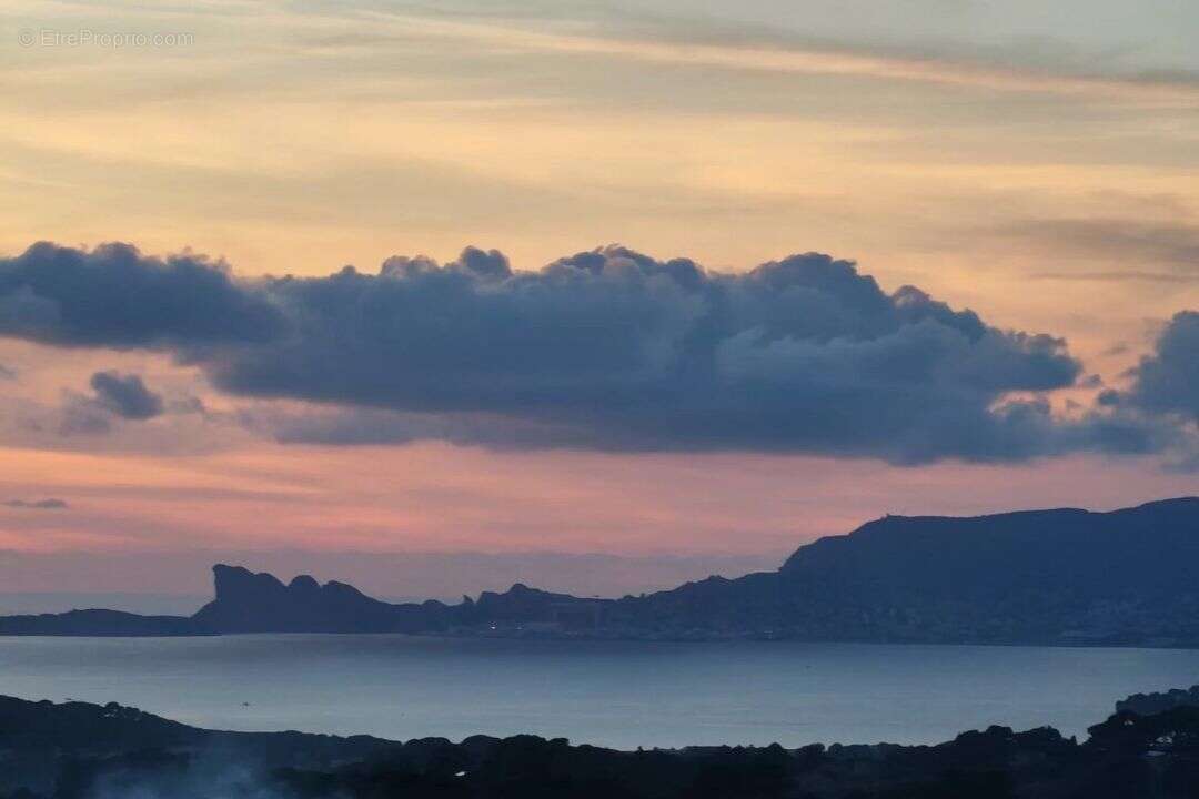 Maison à LA CADIERE-D'AZUR