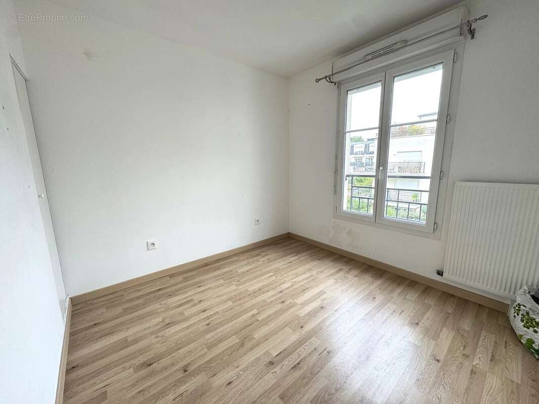 Appartement à LE PLESSIS-TREVISE