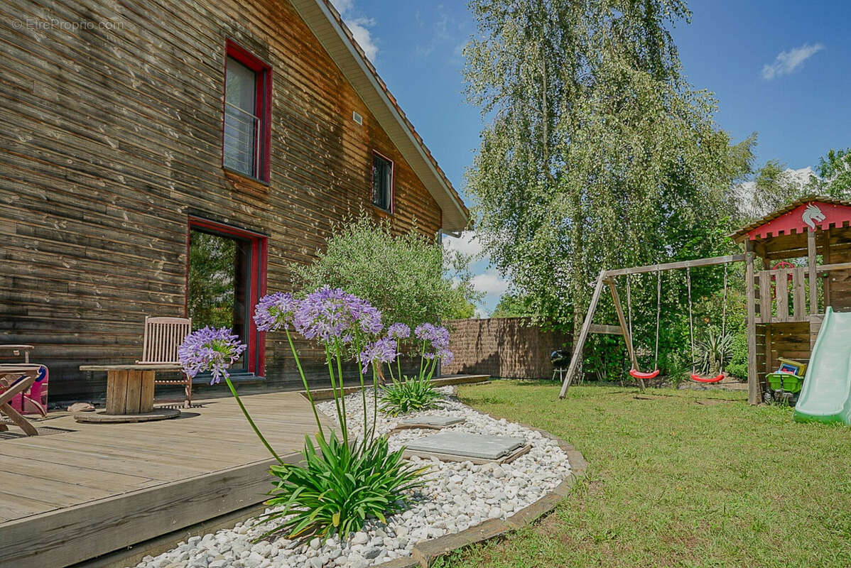 Maison à SALLES