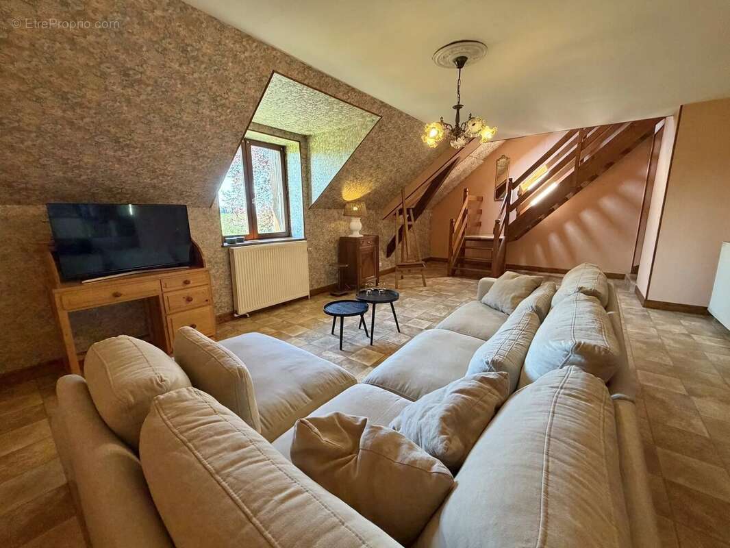 Maison à ARLEUF