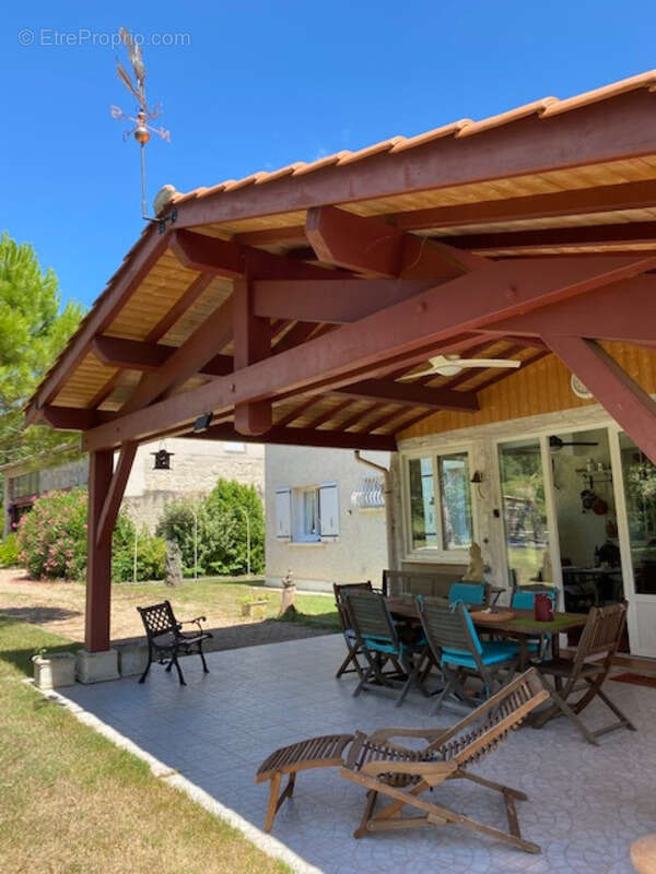 Dpt Tarn (81), à vendre PUYLAURENS maison P9 de 260 m² - Terrain de 5 571,00 m² - photo 19