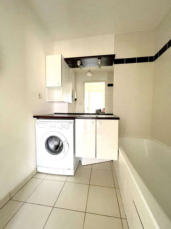 Photo 6 - Appartement à VENISSIEUX