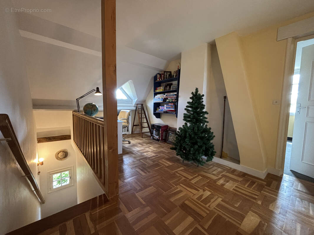 Maison à AGY