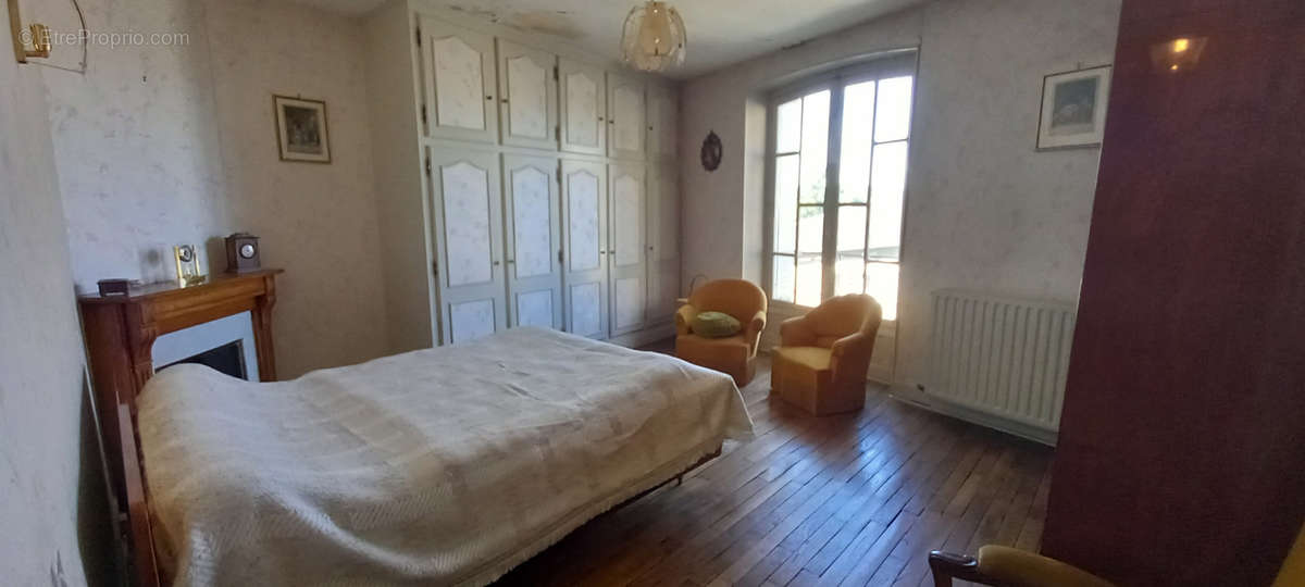 Maison à BOURGANEUF