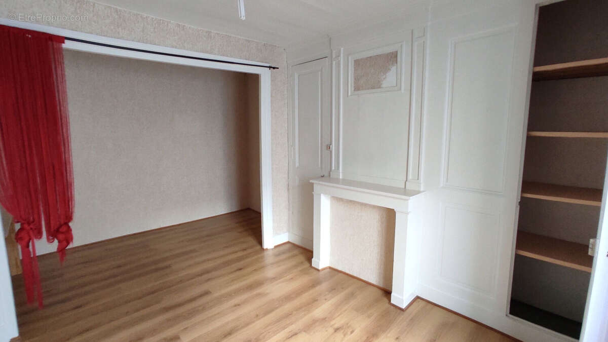 Maison à CHATELLERAULT