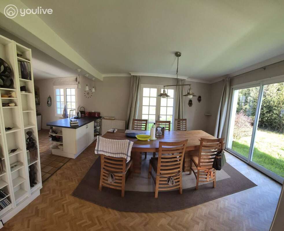 Maison à LANRIVOARE