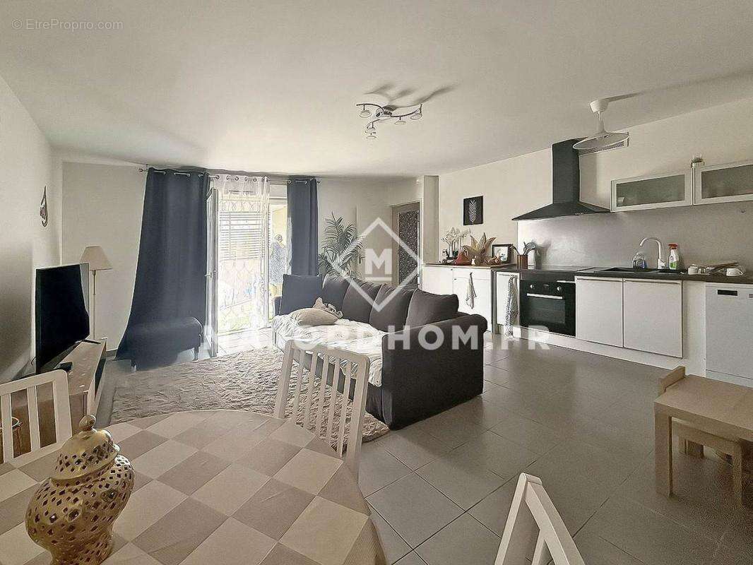 Appartement à MARSEILLE-10E