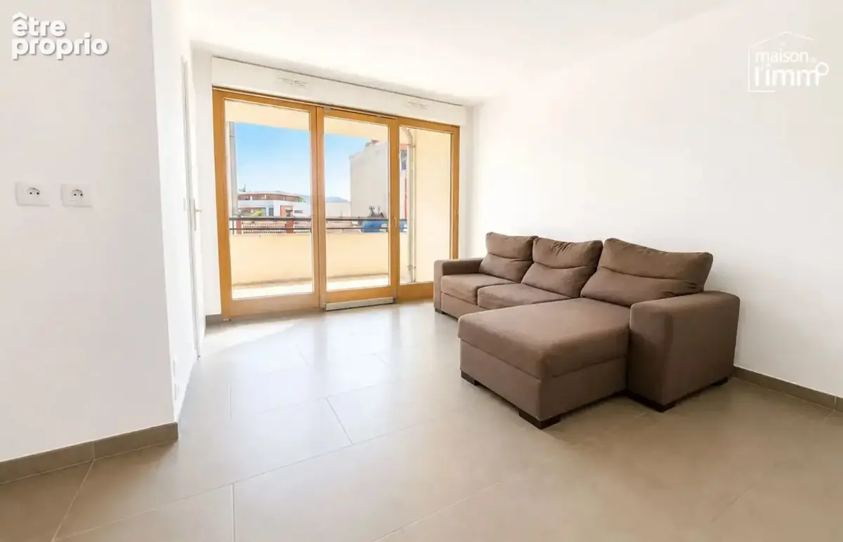 Appartement t2bis - a vendre - thonon les bains - photo 2