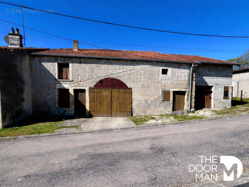 Maison à SERQUEUX
