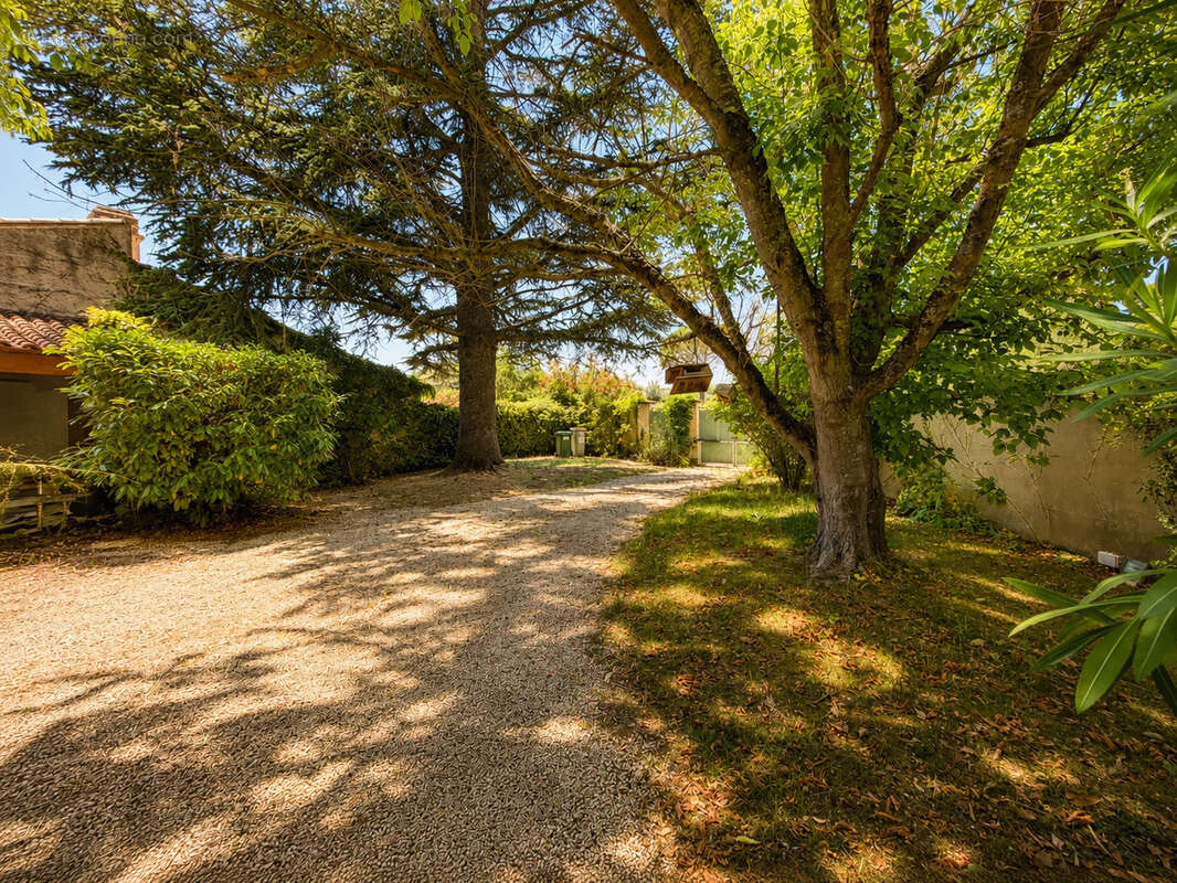 Maison charme et calme bouc bel air -  plain - pied - piscine - sans vis a vis - photo 5