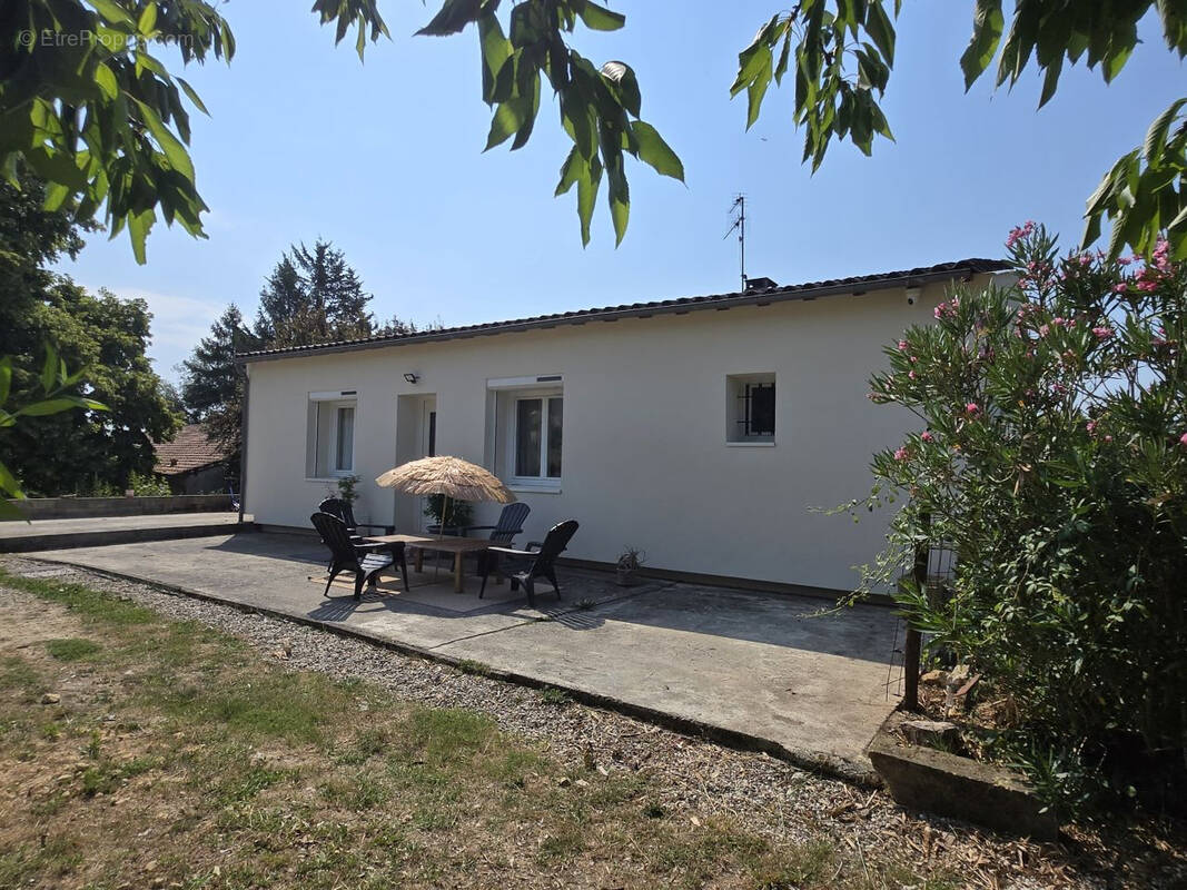 Maison à VILLAMBLARD