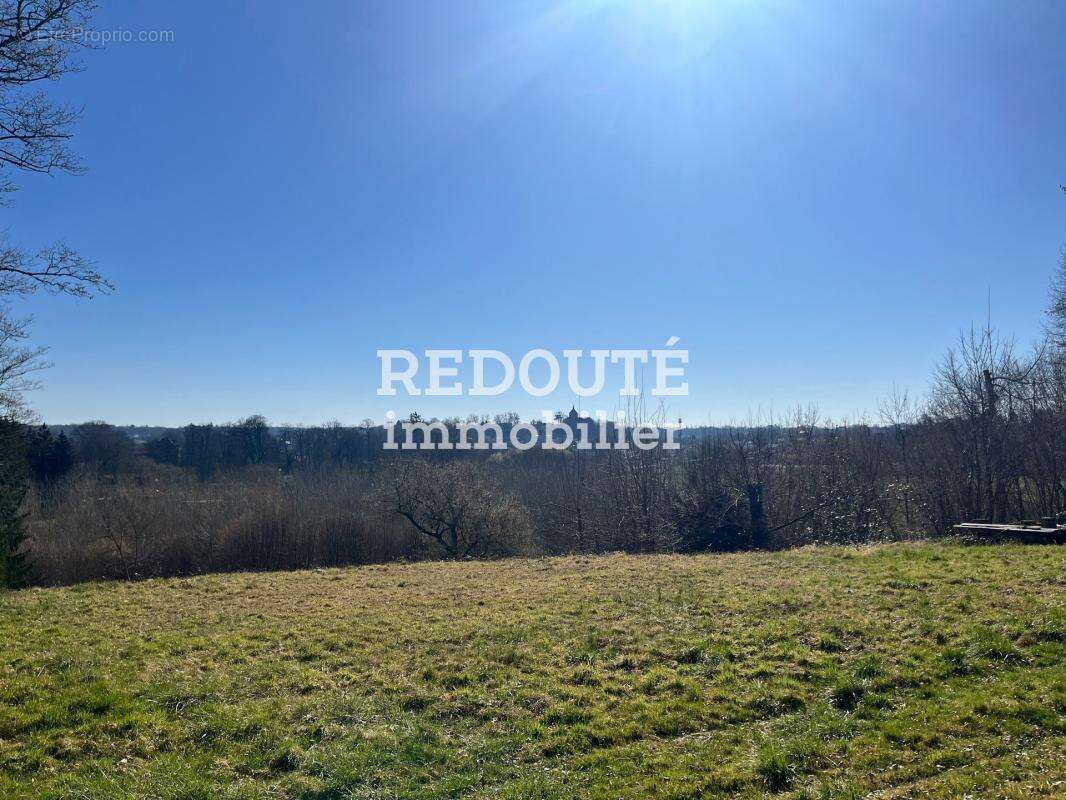 Terrain à CHAUDEFONTAINE